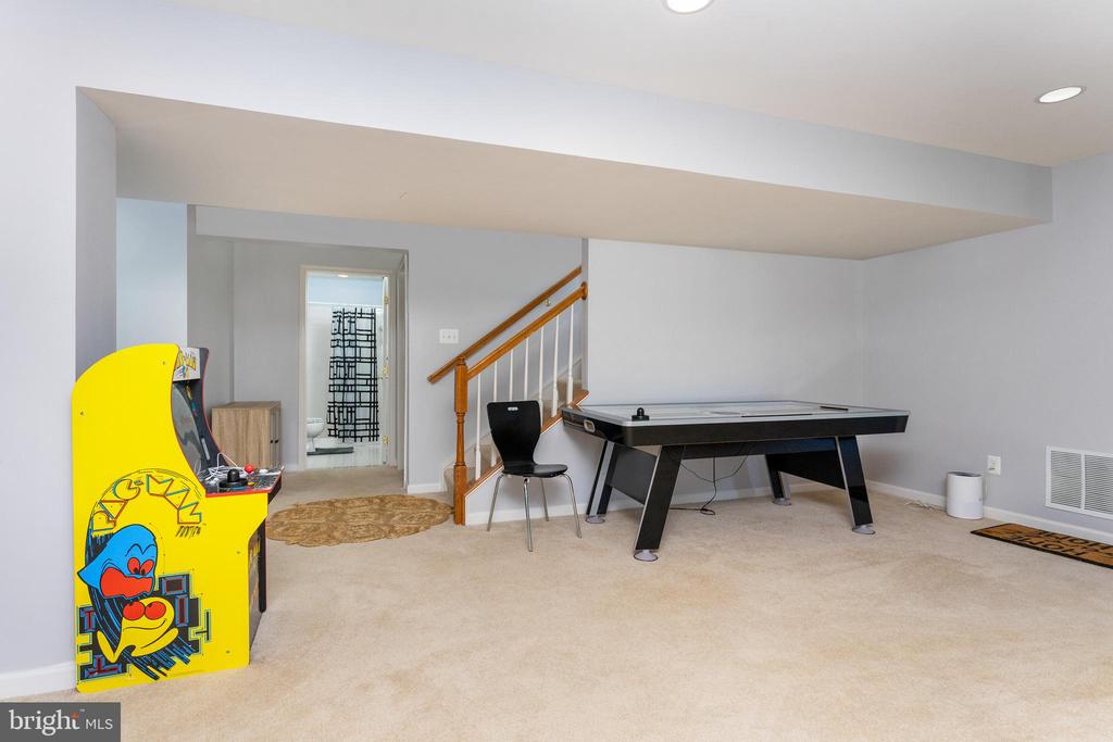 4650 SPRING RUN RD, WARRENTON, Virginia 20187, 5 Bedrooms Bedrooms, ,4 BathroomsBathrooms,Residential,4650 SPRING RUN RD,VAFQ2022170 MLS # VAFQ2022170