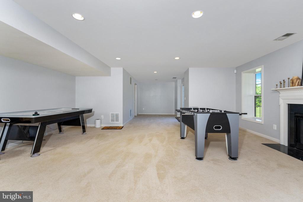 4650 SPRING RUN RD, WARRENTON, Virginia 20187, 5 Bedrooms Bedrooms, ,4 BathroomsBathrooms,Residential,4650 SPRING RUN RD,VAFQ2022170 MLS # VAFQ2022170