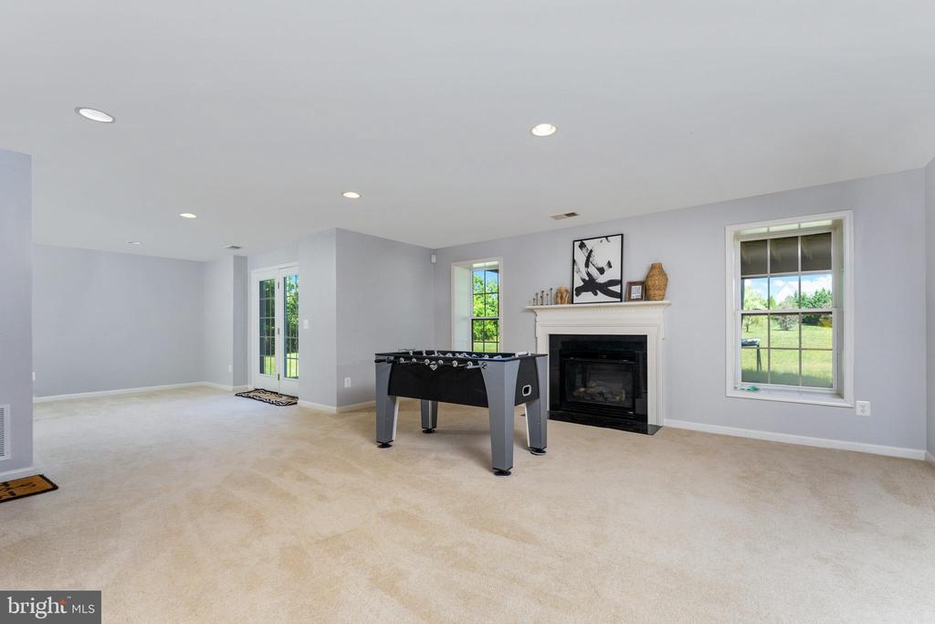 4650 SPRING RUN RD, WARRENTON, Virginia 20187, 5 Bedrooms Bedrooms, ,4 BathroomsBathrooms,Residential,4650 SPRING RUN RD,VAFQ2022170 MLS # VAFQ2022170