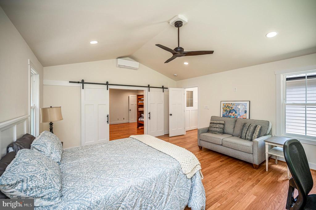 3113 LAKEVIEW PKWY, LOCUST GROVE, Virginia 22508, 5 Bedrooms Bedrooms, ,3 BathroomsBathrooms,Residential,3113 LAKEVIEW PKWY,VAOR2014558 MLS # VAOR2014558