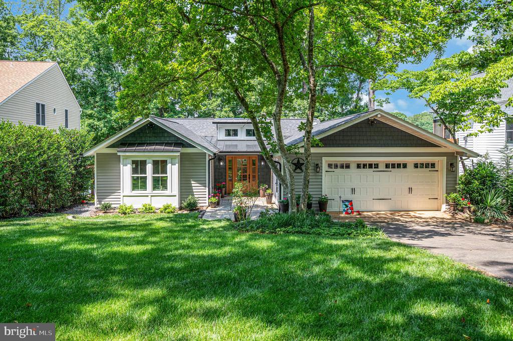 3113 LAKEVIEW PKWY, LOCUST GROVE, Virginia 22508, 5 Bedrooms Bedrooms, ,3 BathroomsBathrooms,Residential,3113 LAKEVIEW PKWY,VAOR2014558 MLS # VAOR2014558