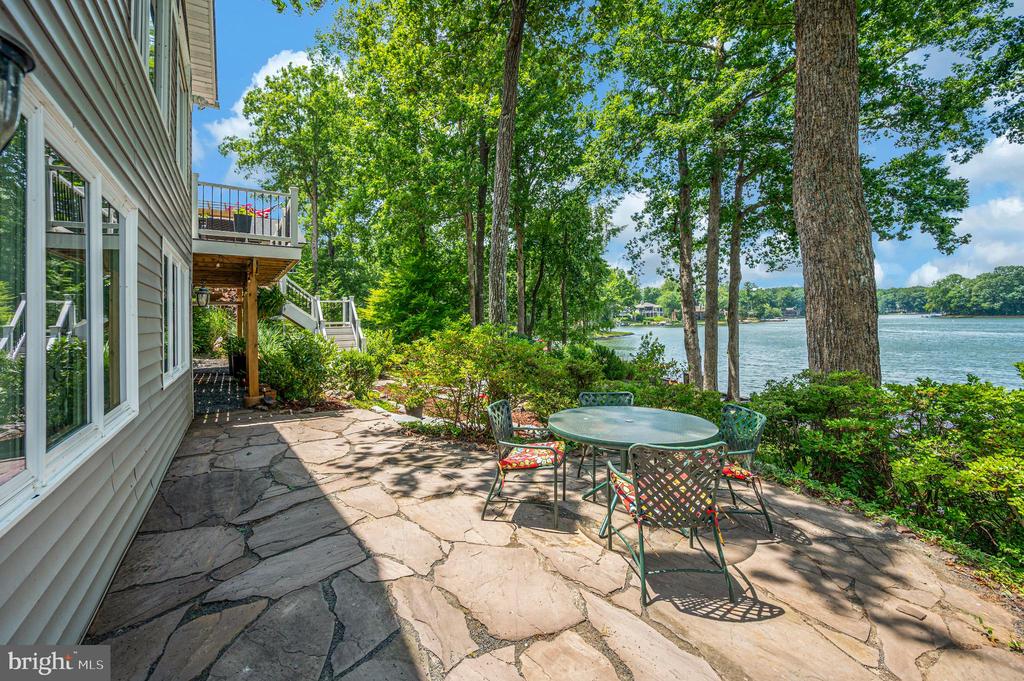 3113 LAKEVIEW PKWY, LOCUST GROVE, Virginia 22508, 5 Bedrooms Bedrooms, ,3 BathroomsBathrooms,Residential,3113 LAKEVIEW PKWY,VAOR2014558 MLS # VAOR2014558