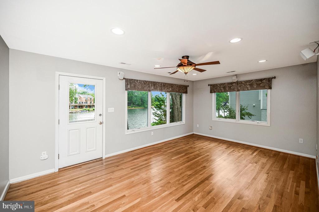314 BIRCHSIDE CIR, LOCUST GROVE, Virginia 22508, 4 Bedrooms Bedrooms, ,3 BathroomsBathrooms,Residential,314 BIRCHSIDE CIR,VAOR2014562 MLS # VAOR2014562