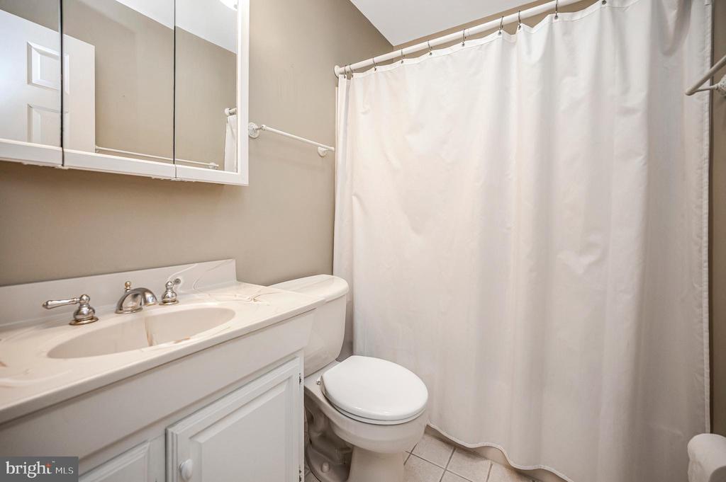 314 BIRCHSIDE CIR, LOCUST GROVE, Virginia 22508, 4 Bedrooms Bedrooms, ,3 BathroomsBathrooms,Residential,314 BIRCHSIDE CIR,VAOR2014562 MLS # VAOR2014562