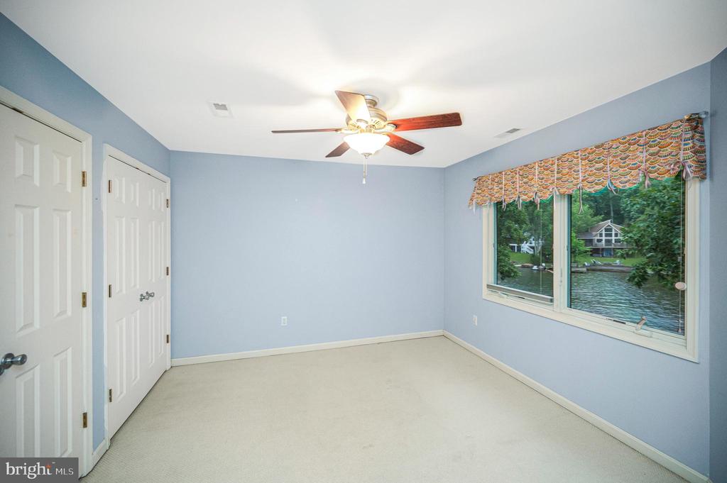 314 BIRCHSIDE CIR, LOCUST GROVE, Virginia 22508, 4 Bedrooms Bedrooms, ,3 BathroomsBathrooms,Residential,314 BIRCHSIDE CIR,VAOR2014562 MLS # VAOR2014562