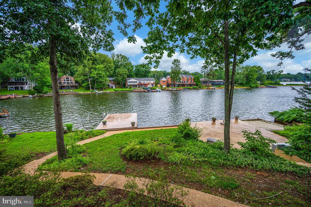 314 BIRCHSIDE CIR, LOCUST GROVE, Virginia 22508, 4 Bedrooms Bedrooms, ,3 BathroomsBathrooms,Residential,314 BIRCHSIDE CIR,VAOR2014562 MLS # VAOR2014562