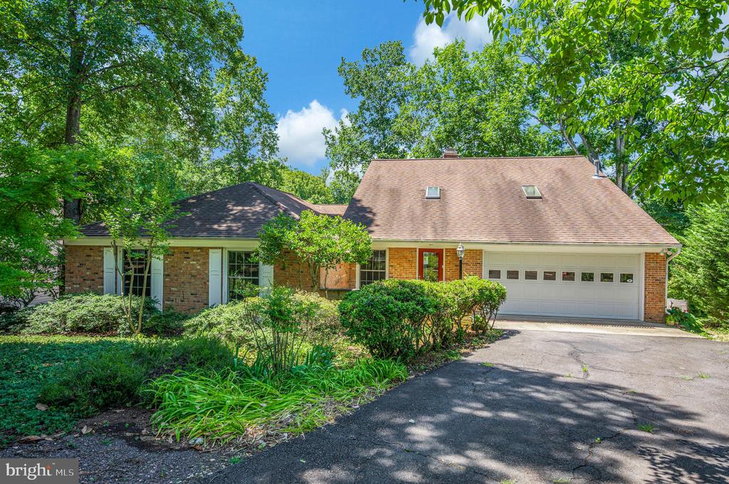 314 BIRCHSIDE CIR, LOCUST GROVE, Virginia 22508, 4 Bedrooms Bedrooms, ,3 BathroomsBathrooms,Residential,314 BIRCHSIDE CIR,VAOR2014562 MLS # VAOR2014562