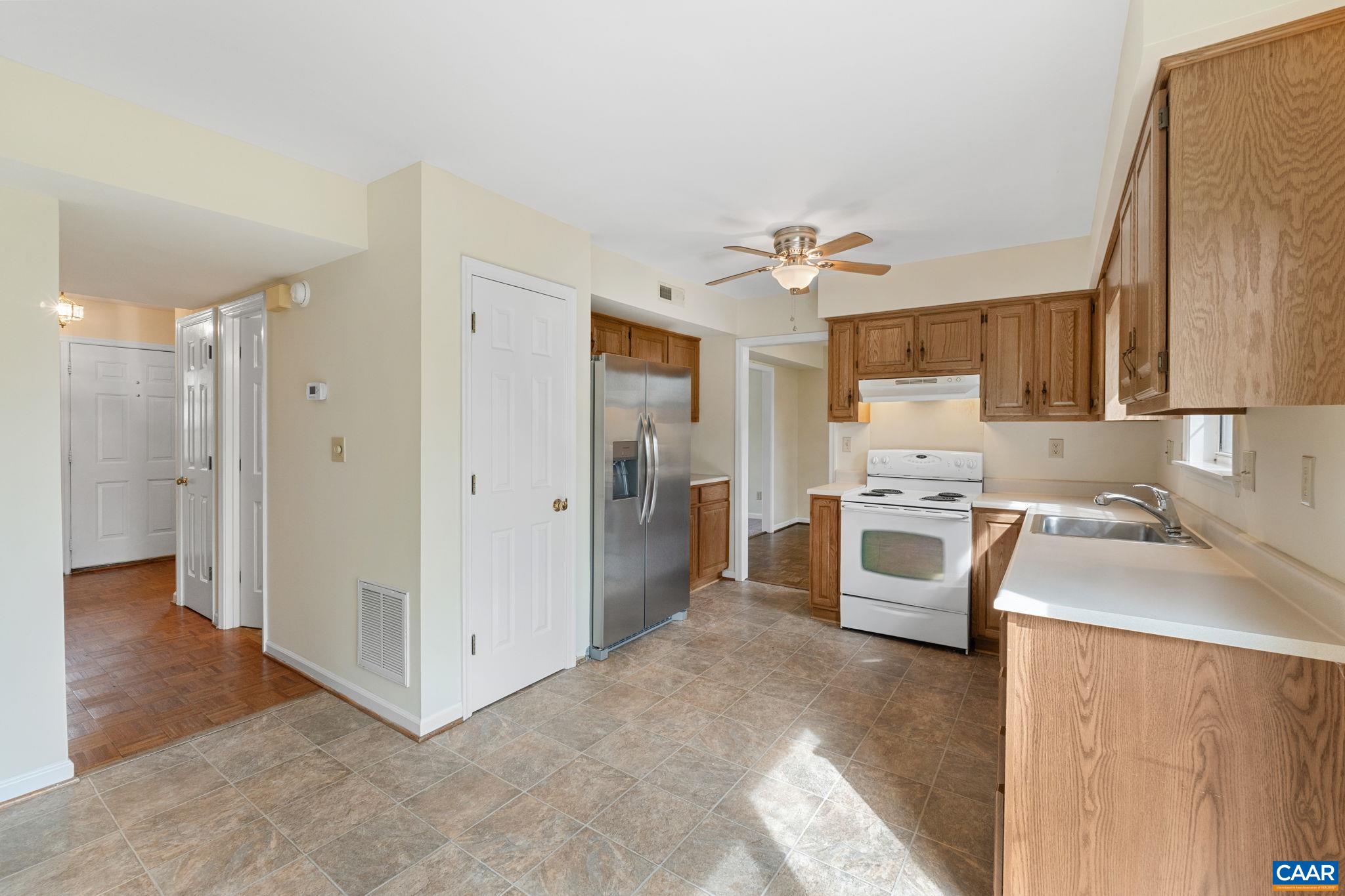 1883 STEEPLECHASE RUN, CHARLOTTESVILLE, Virginia 22911, 3 Bedrooms Bedrooms, ,2 BathroomsBathrooms,Residential,1883 STEEPLECHASE RUN,675583 MLS # 675583