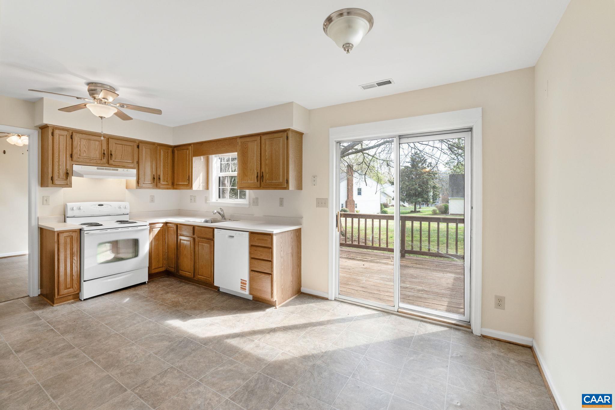 1883 STEEPLECHASE RUN, CHARLOTTESVILLE, Virginia 22911, 3 Bedrooms Bedrooms, ,2 BathroomsBathrooms,Residential,1883 STEEPLECHASE RUN,675583 MLS # 675583
