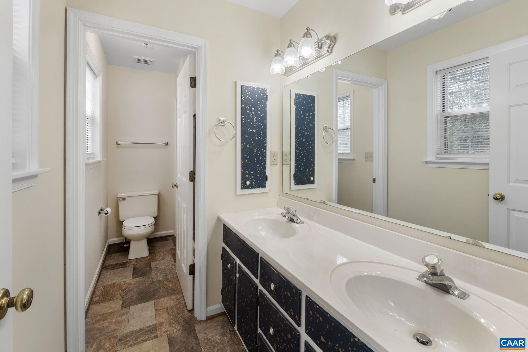 1883 STEEPLECHASE RUN, CHARLOTTESVILLE, Virginia 22911, 3 Bedrooms Bedrooms, ,2 BathroomsBathrooms,Residential,1883 STEEPLECHASE RUN,675583 MLS # 675583