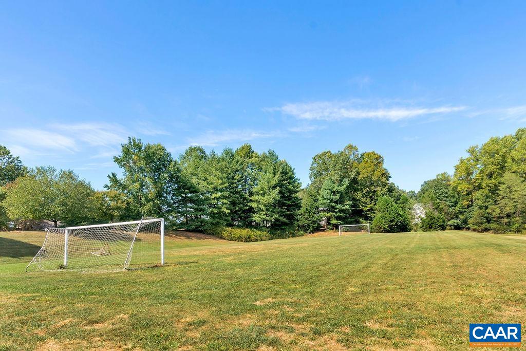 1883 STEEPLECHASE RUN, CHARLOTTESVILLE, Virginia 22911, 3 Bedrooms Bedrooms, ,2 BathroomsBathrooms,Residential,1883 STEEPLECHASE RUN,675583 MLS # 675583