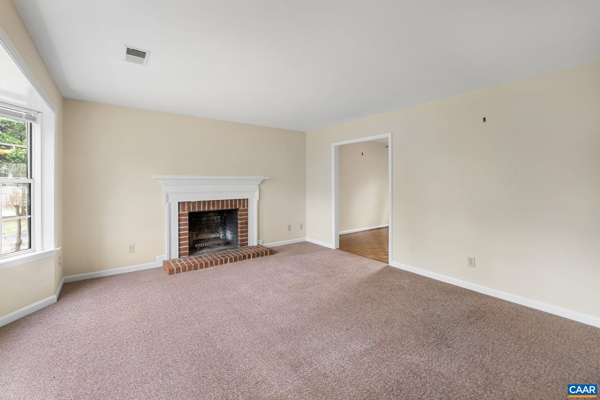 1883 STEEPLECHASE RUN, CHARLOTTESVILLE, Virginia 22911, 3 Bedrooms Bedrooms, ,2 BathroomsBathrooms,Residential,1883 STEEPLECHASE RUN,675583 MLS # 675583