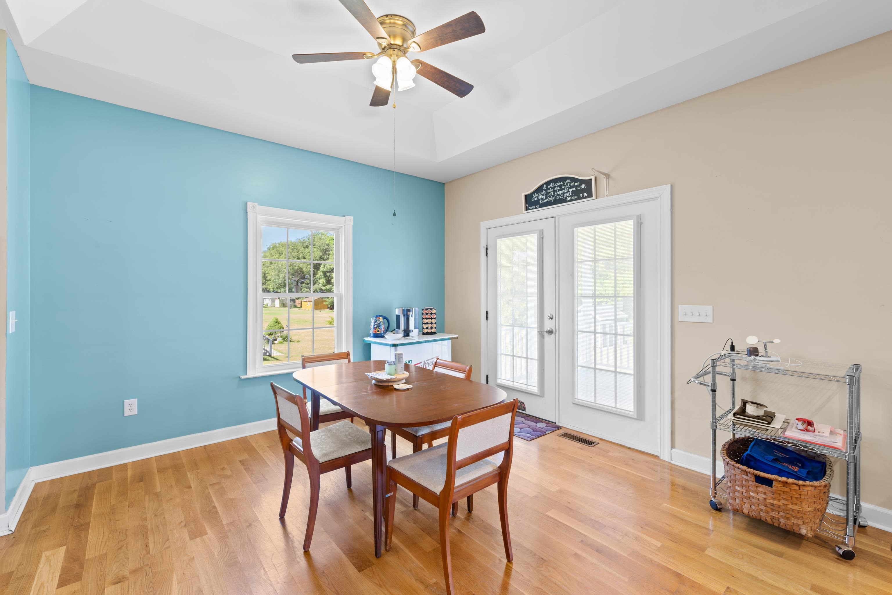 1705 HOLLY AVE, GROTTOES, Virginia 24441, 3 Bedrooms Bedrooms, ,2 BathroomsBathrooms,Residential,1705 HOLLY AVE,678603 MLS # 678603