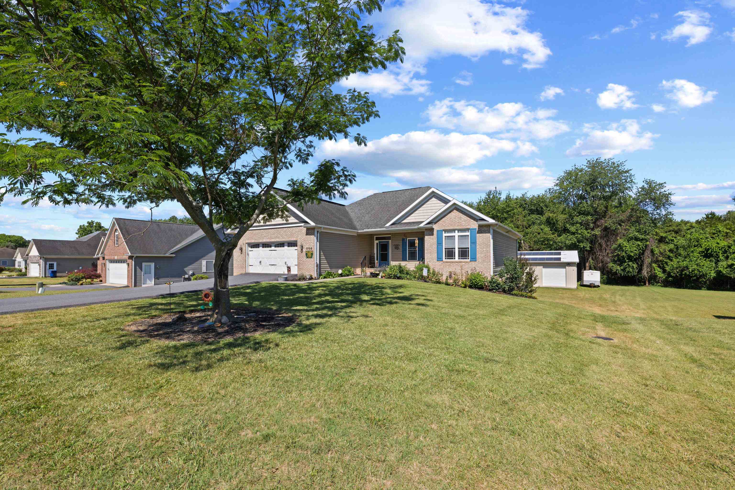1705 HOLLY AVE, GROTTOES, Virginia 24441, 3 Bedrooms Bedrooms, ,2 BathroomsBathrooms,Residential,1705 HOLLY AVE,678603 MLS # 678603