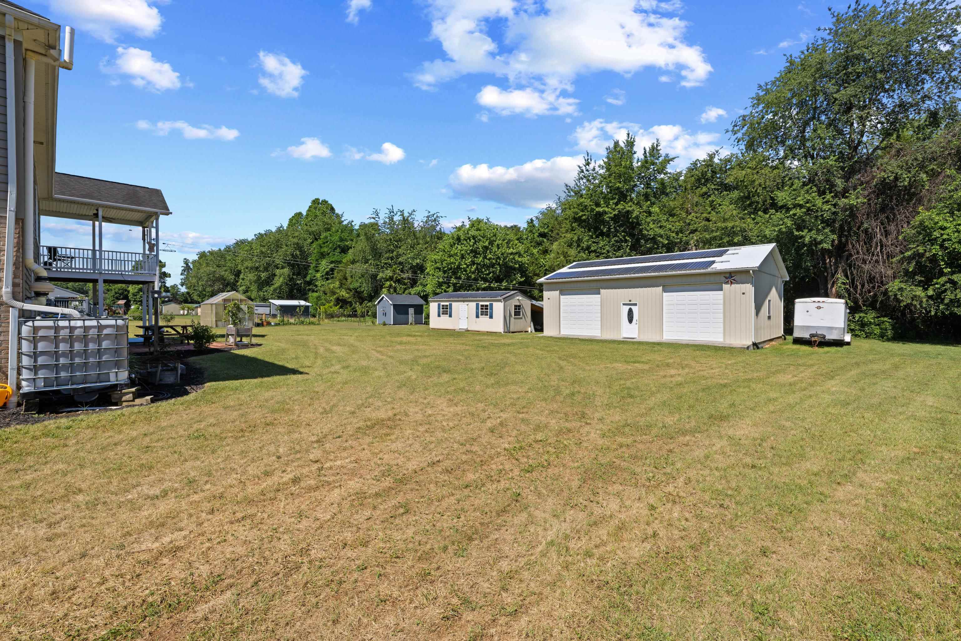 1705 HOLLY AVE, GROTTOES, Virginia 24441, 3 Bedrooms Bedrooms, ,2 BathroomsBathrooms,Residential,1705 HOLLY AVE,678603 MLS # 678603