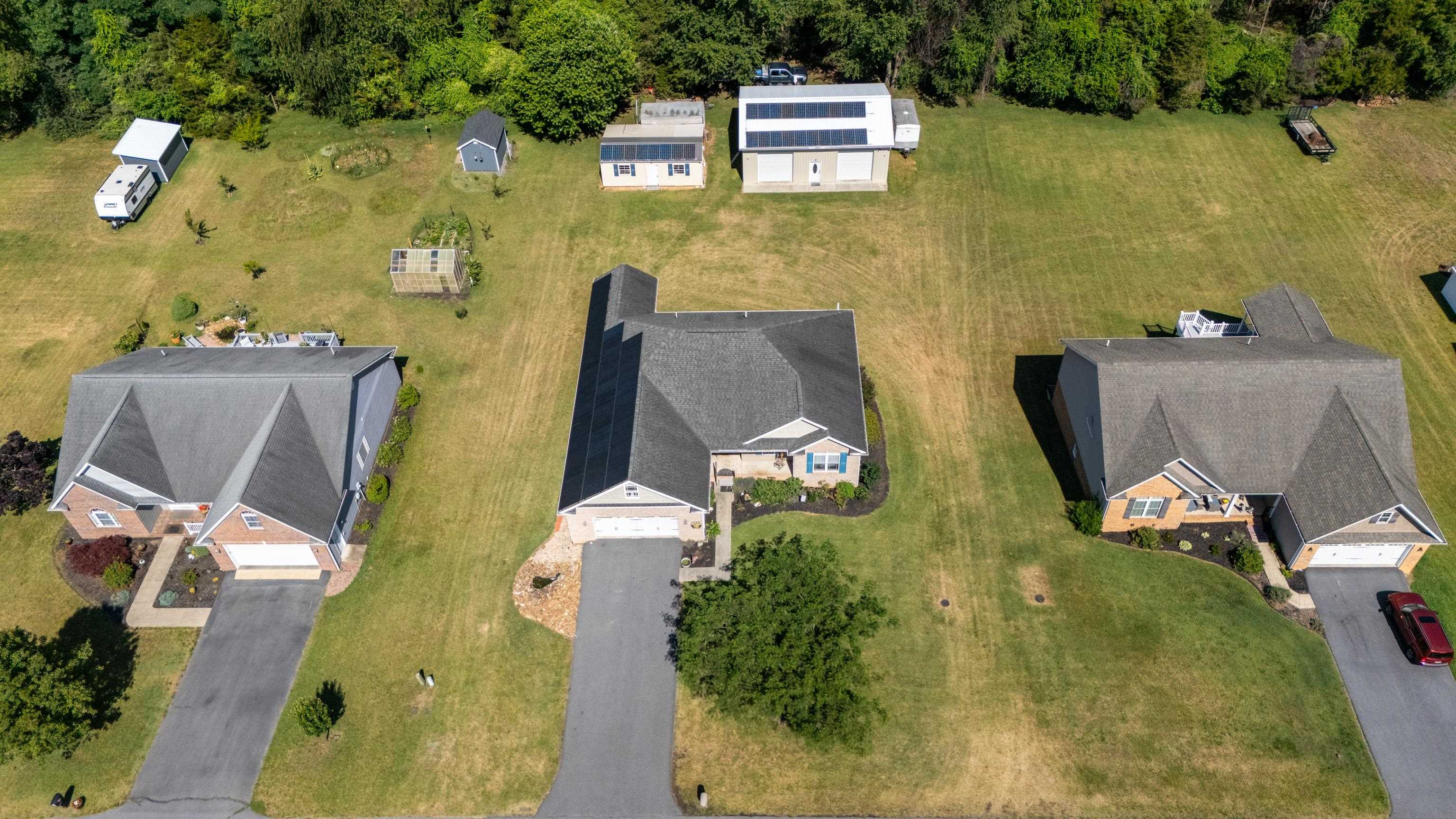 1705 HOLLY AVE, GROTTOES, Virginia 24441, 3 Bedrooms Bedrooms, ,2 BathroomsBathrooms,Residential,1705 HOLLY AVE,678603 MLS # 678603