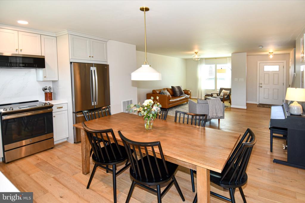 5042 GODWINS LANDING DR, REMINGTON, Virginia 22734, 4 Bedrooms Bedrooms, ,2 BathroomsBathrooms,Residential,5042 GODWINS LANDING DR,VAFQ2022750 MLS # VAFQ2022750
