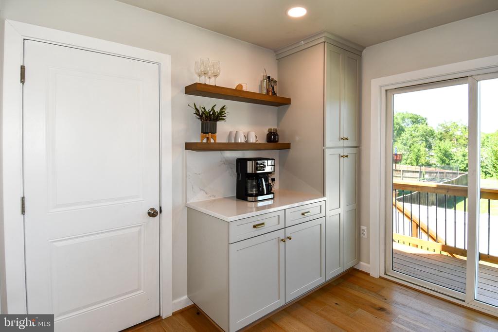 5042 GODWINS LANDING DR, REMINGTON, Virginia 22734, 4 Bedrooms Bedrooms, ,2 BathroomsBathrooms,Residential,5042 GODWINS LANDING DR,VAFQ2022750 MLS # VAFQ2022750