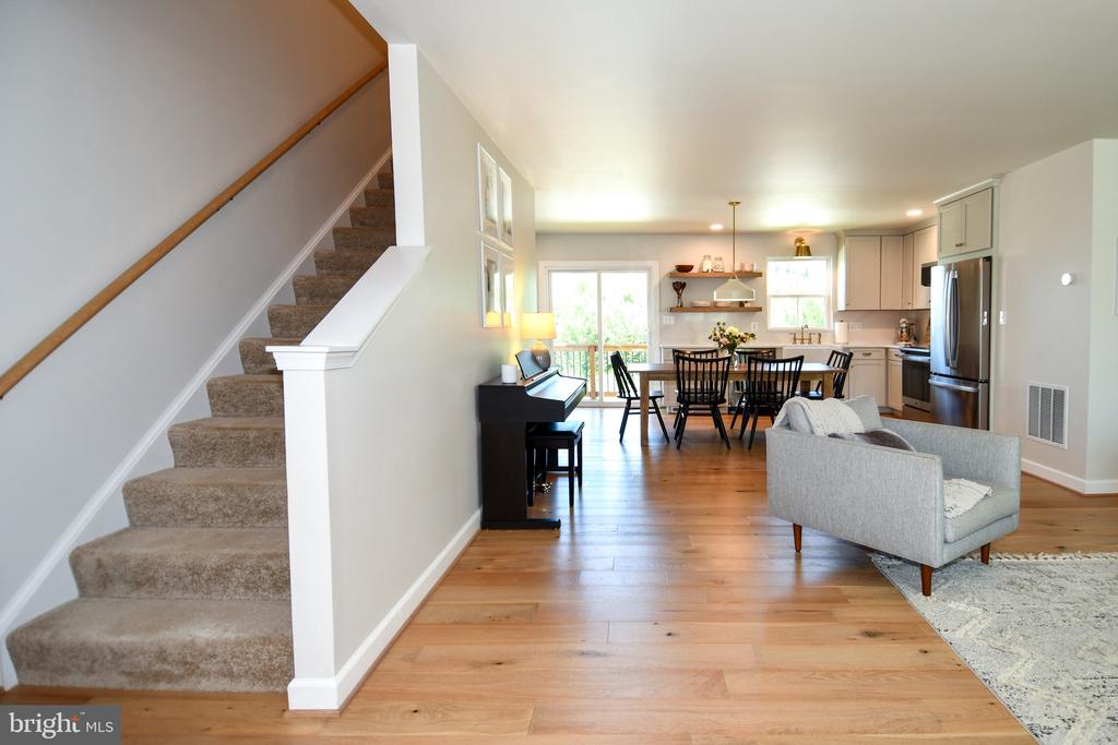 5042 GODWINS LANDING DR, REMINGTON, Virginia 22734, 4 Bedrooms Bedrooms, ,2 BathroomsBathrooms,Residential,5042 GODWINS LANDING DR,VAFQ2022750 MLS # VAFQ2022750
