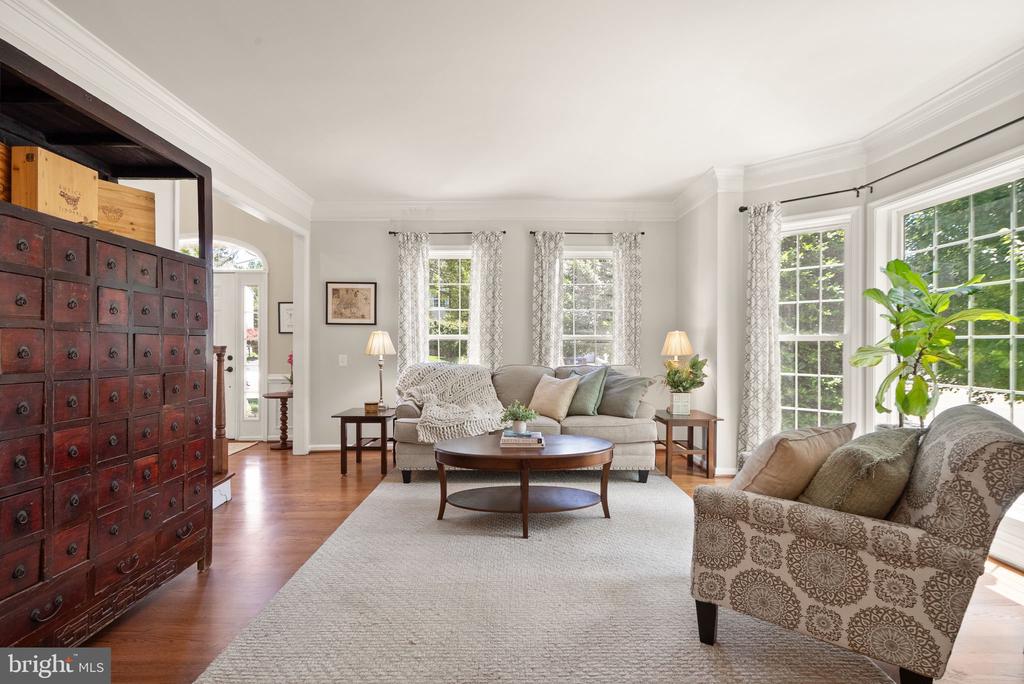 6450 WHITES MILL LN, WARRENTON, Virginia 20187, 4 Bedrooms Bedrooms, ,4 BathroomsBathrooms,Residential,6450 WHITES MILL LN,VAFQ2022770 MLS # VAFQ2022770