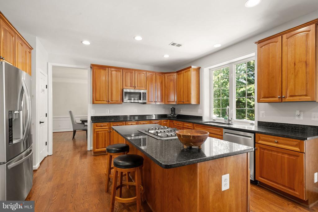 6450 WHITES MILL LN, WARRENTON, Virginia 20187, 4 Bedrooms Bedrooms, ,4 BathroomsBathrooms,Residential,6450 WHITES MILL LN,VAFQ2022770 MLS # VAFQ2022770