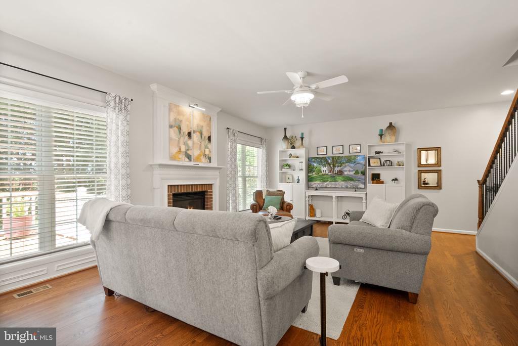 6450 WHITES MILL LN, WARRENTON, Virginia 20187, 4 Bedrooms Bedrooms, ,4 BathroomsBathrooms,Residential,6450 WHITES MILL LN,VAFQ2022770 MLS # VAFQ2022770