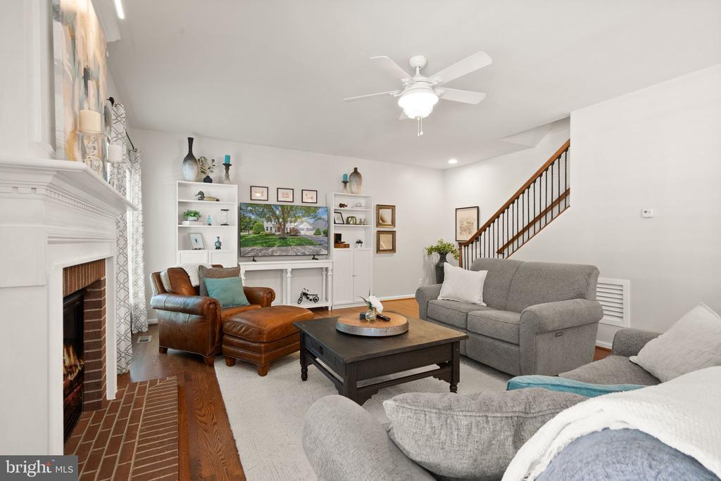 6450 WHITES MILL LN, WARRENTON, Virginia 20187, 4 Bedrooms Bedrooms, ,4 BathroomsBathrooms,Residential,6450 WHITES MILL LN,VAFQ2022770 MLS # VAFQ2022770