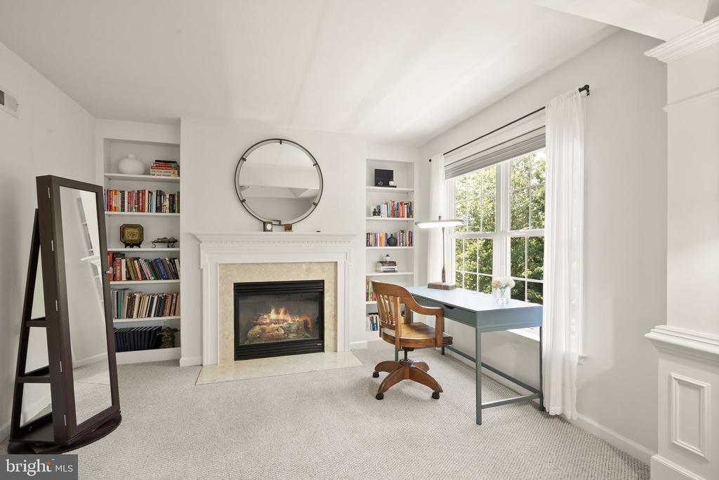 6450 WHITES MILL LN, WARRENTON, Virginia 20187, 4 Bedrooms Bedrooms, ,4 BathroomsBathrooms,Residential,6450 WHITES MILL LN,VAFQ2022770 MLS # VAFQ2022770