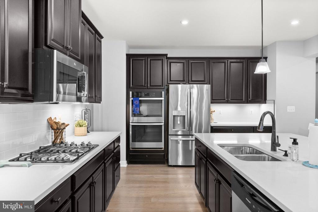 11218 WILLOW OAK CT, FREDERICKSBURG, Virginia 22407, 5 Bedrooms Bedrooms, ,4 BathroomsBathrooms,Residential,11218 WILLOW OAK CT,VASP2043242 MLS # VASP2043242