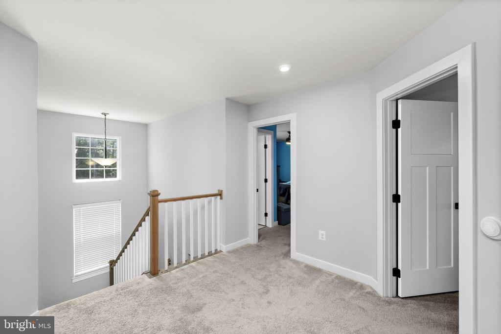 11218 WILLOW OAK CT, FREDERICKSBURG, Virginia 22407, 5 Bedrooms Bedrooms, ,4 BathroomsBathrooms,Residential,11218 WILLOW OAK CT,VASP2043242 MLS # VASP2043242