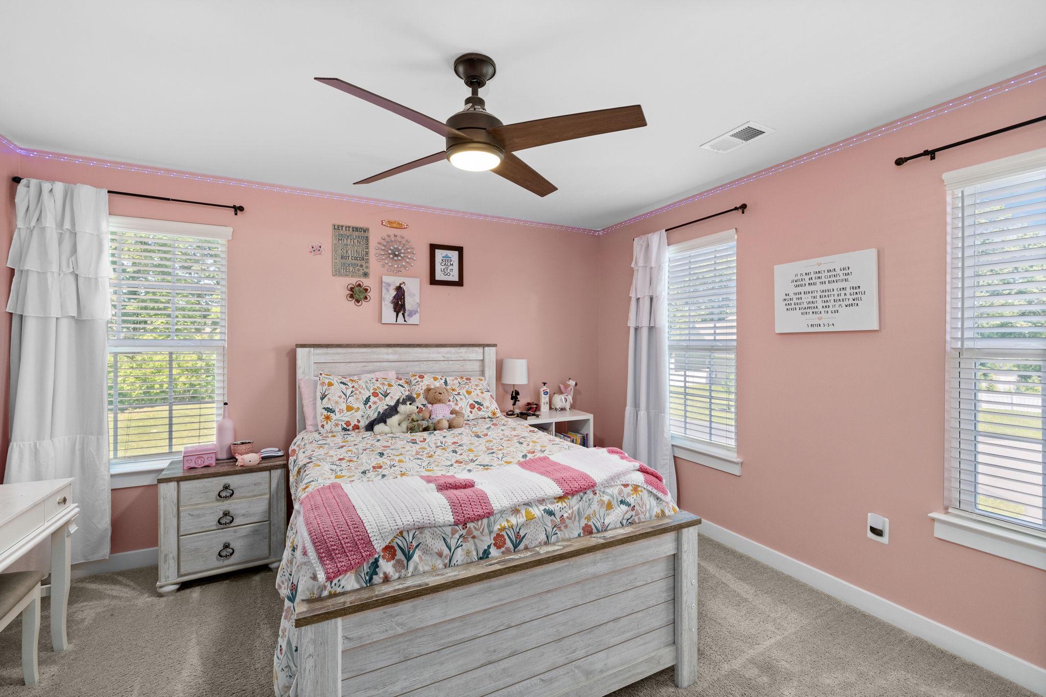 11218 WILLOW OAK CT, FREDERICKSBURG, Virginia 22407, 5 Bedrooms Bedrooms, ,4 BathroomsBathrooms,Residential,11218 WILLOW OAK CT,VASP2043242 MLS # VASP2043242