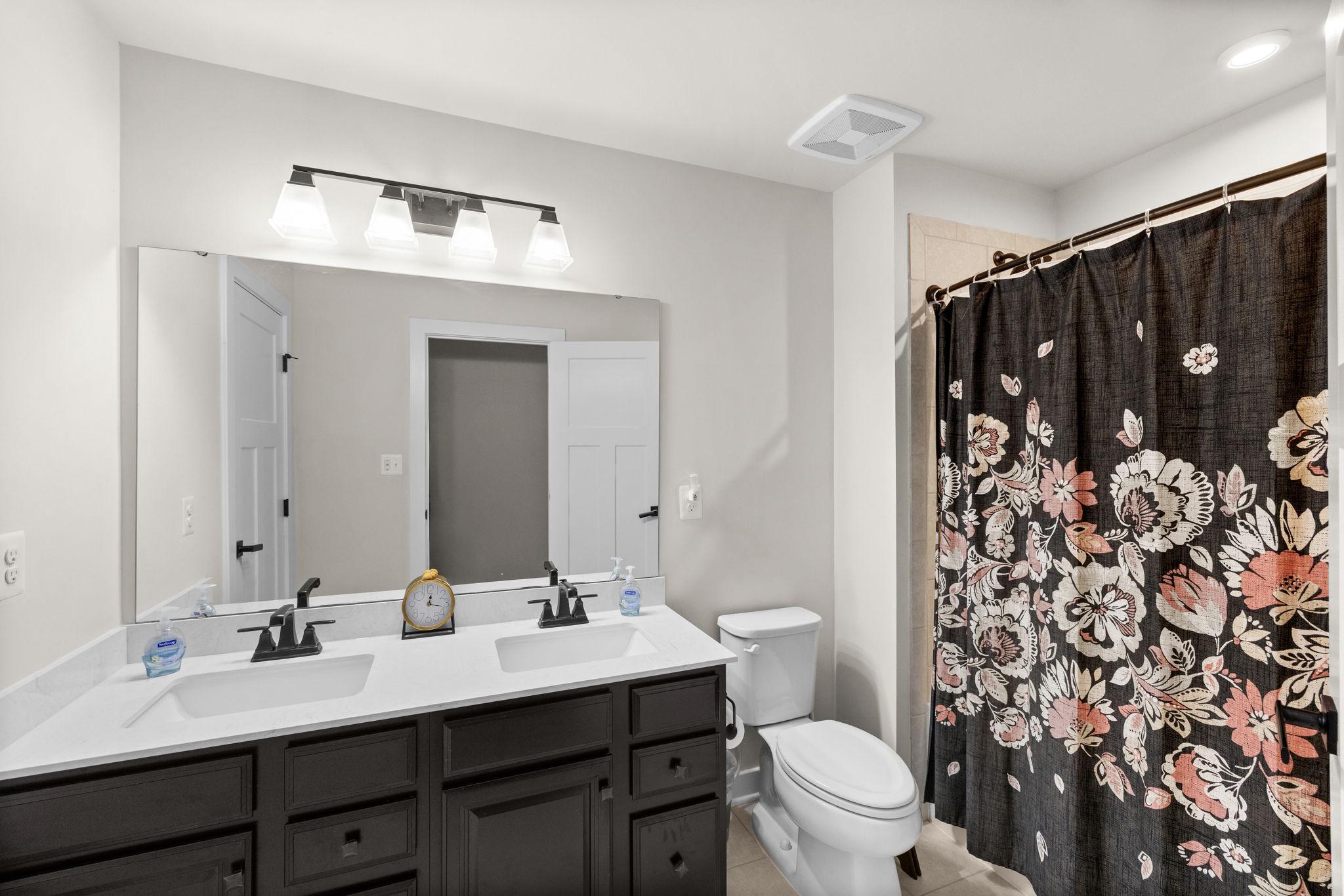 11218 WILLOW OAK CT, FREDERICKSBURG, Virginia 22407, 5 Bedrooms Bedrooms, ,4 BathroomsBathrooms,Residential,11218 WILLOW OAK CT,VASP2043242 MLS # VASP2043242