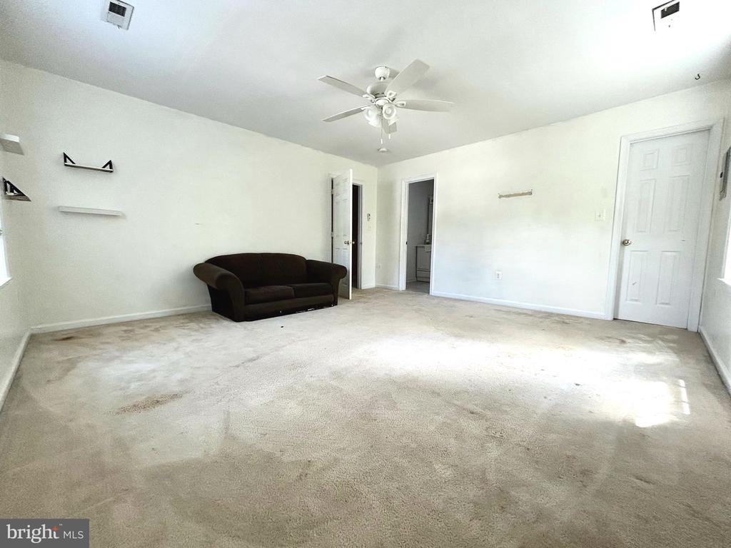 2348 LINDSAY RD, GORDONSVILLE, Virginia 22942, 4 Bedrooms Bedrooms, ,4 BathroomsBathrooms,Residential,2348 LINDSAY RD,VALA2009984 MLS # VALA2009984