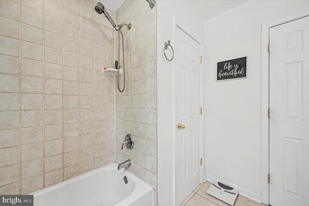 2348 LINDSAY RD, GORDONSVILLE, Virginia 22942, 4 Bedrooms Bedrooms, ,4 BathroomsBathrooms,Residential,2348 LINDSAY RD,VALA2009984 MLS # VALA2009984