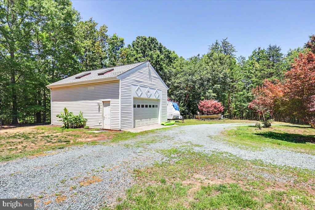 2348 LINDSAY RD, GORDONSVILLE, Virginia 22942, 4 Bedrooms Bedrooms, ,4 BathroomsBathrooms,Residential,2348 LINDSAY RD,VALA2009984 MLS # VALA2009984