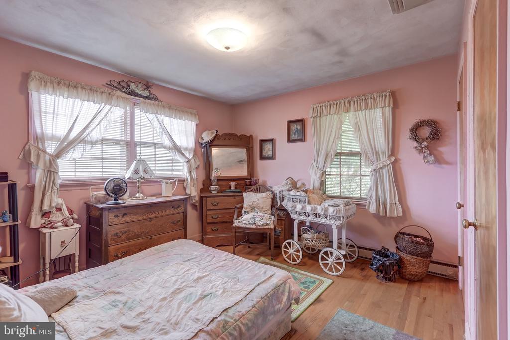 8858 POINDEXTER RD, LOUISA, Virginia 23093, 3 Bedrooms Bedrooms, ,3 BathroomsBathrooms,Residential,8858 POINDEXTER RD,VALA2010124 MLS # VALA2010124