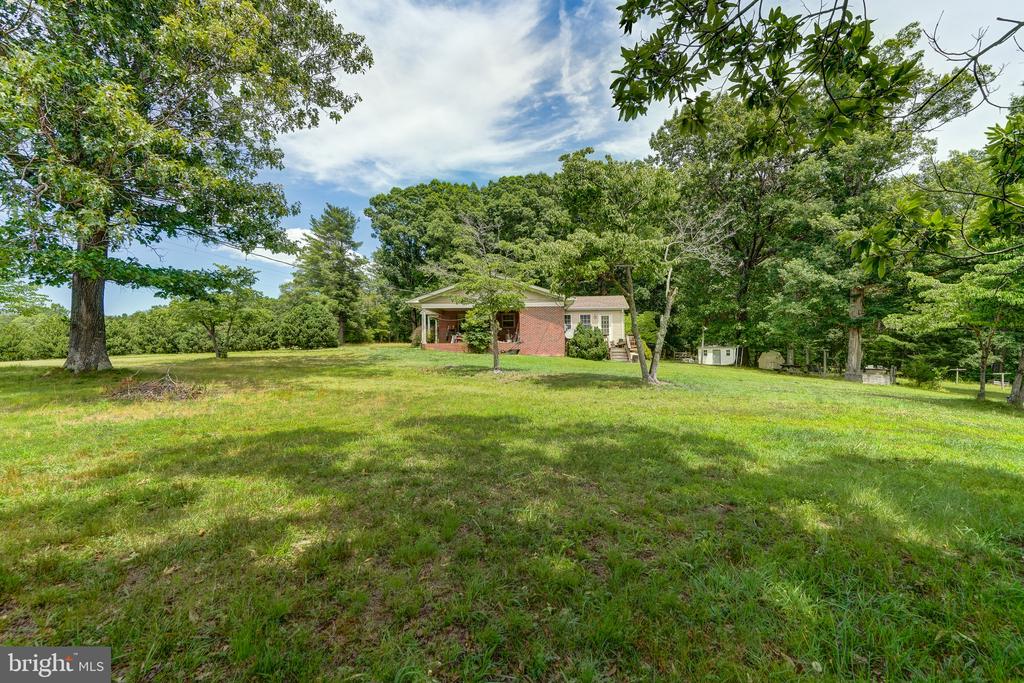8858 POINDEXTER RD, LOUISA, Virginia 23093, 3 Bedrooms Bedrooms, ,3 BathroomsBathrooms,Residential,8858 POINDEXTER RD,VALA2010124 MLS # VALA2010124