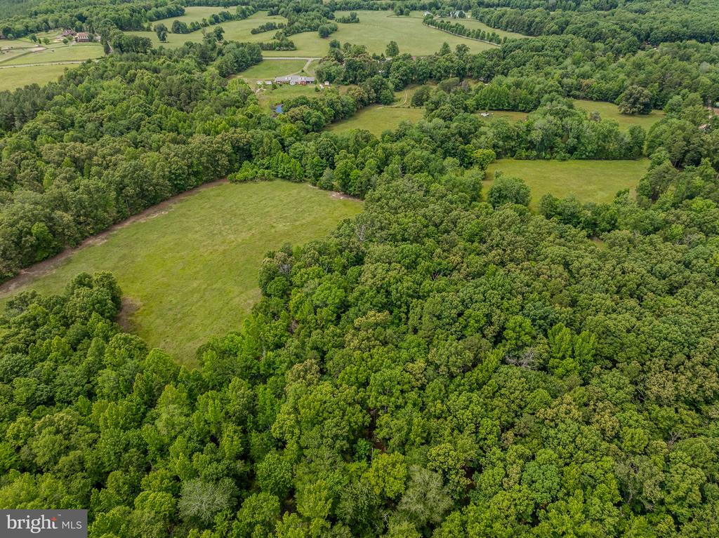 8858 POINDEXTER RD, LOUISA, Virginia 23093, 3 Bedrooms Bedrooms, ,3 BathroomsBathrooms,Residential,8858 POINDEXTER RD,VALA2010124 MLS # VALA2010124