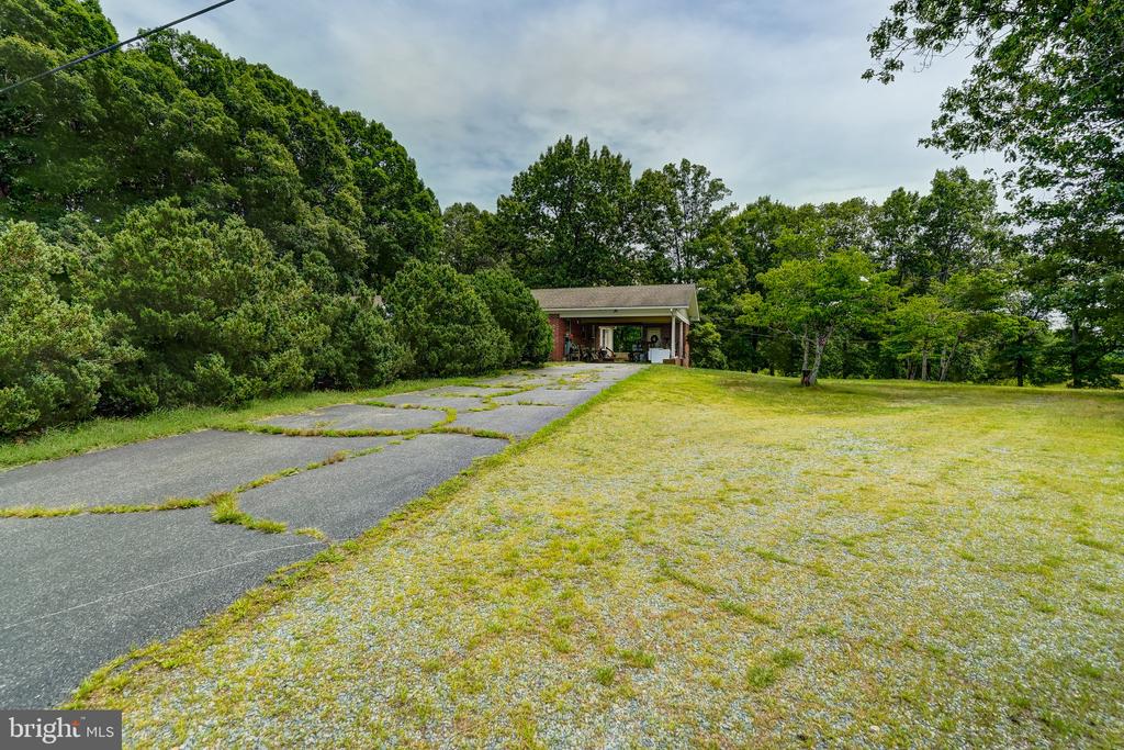 8858 POINDEXTER RD, LOUISA, Virginia 23093, 3 Bedrooms Bedrooms, ,3 BathroomsBathrooms,Residential,8858 POINDEXTER RD,VALA2010124 MLS # VALA2010124
