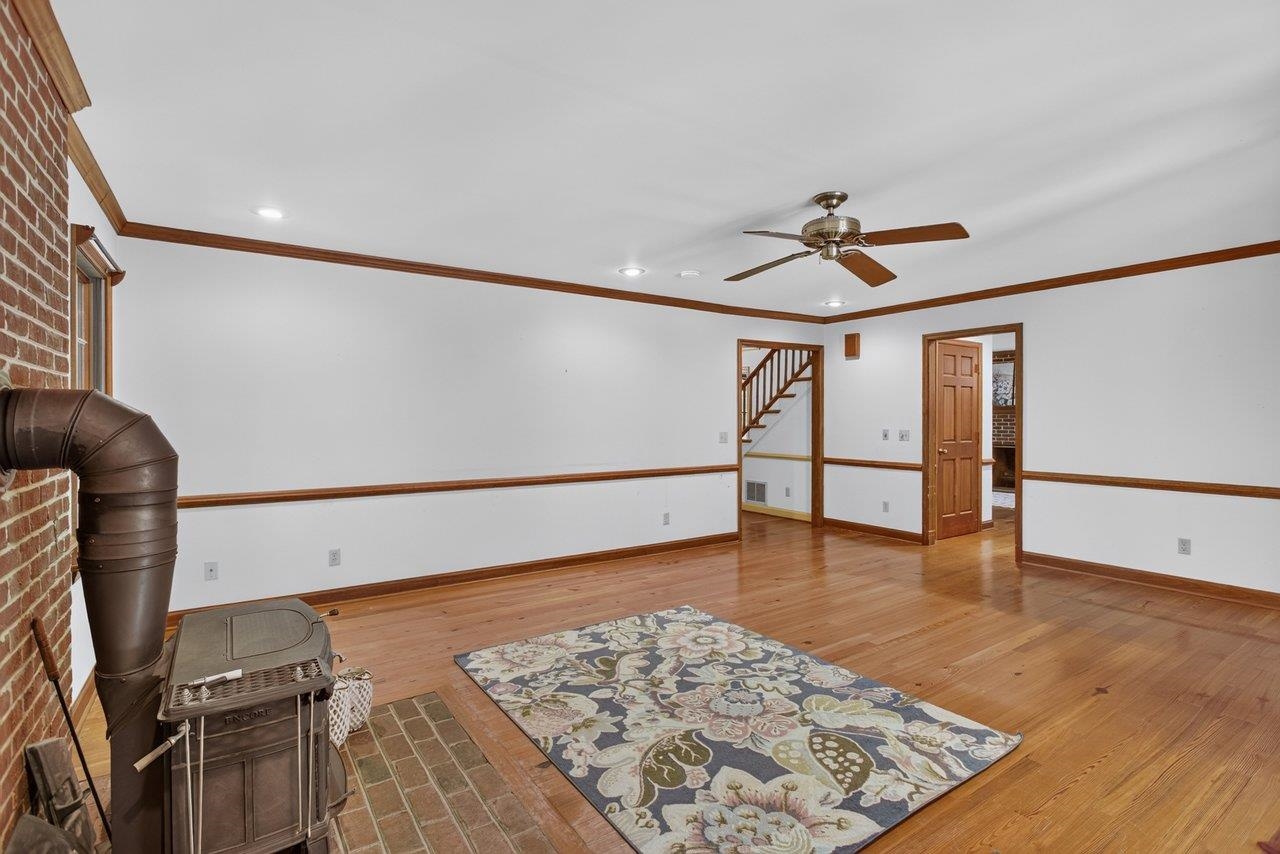926 TRINITY CHURCH RD, ROCKINGHAM, Virginia 22802, 4 Bedrooms Bedrooms, ,3 BathroomsBathrooms,Residential,926 TRINITY CHURCH RD,678725 MLS # 678725