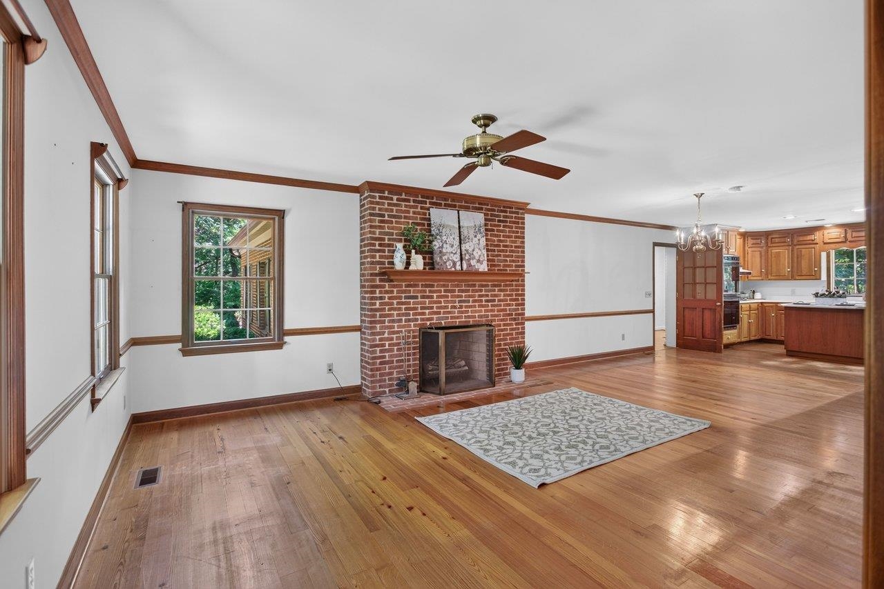 926 TRINITY CHURCH RD, ROCKINGHAM, Virginia 22802, 4 Bedrooms Bedrooms, ,3 BathroomsBathrooms,Residential,926 TRINITY CHURCH RD,678725 MLS # 678725