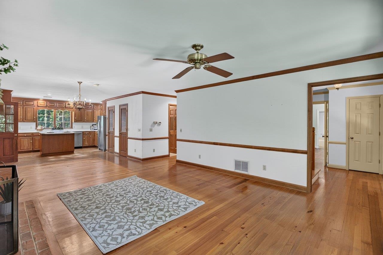 926 TRINITY CHURCH RD, ROCKINGHAM, Virginia 22802, 4 Bedrooms Bedrooms, ,3 BathroomsBathrooms,Residential,926 TRINITY CHURCH RD,678725 MLS # 678725