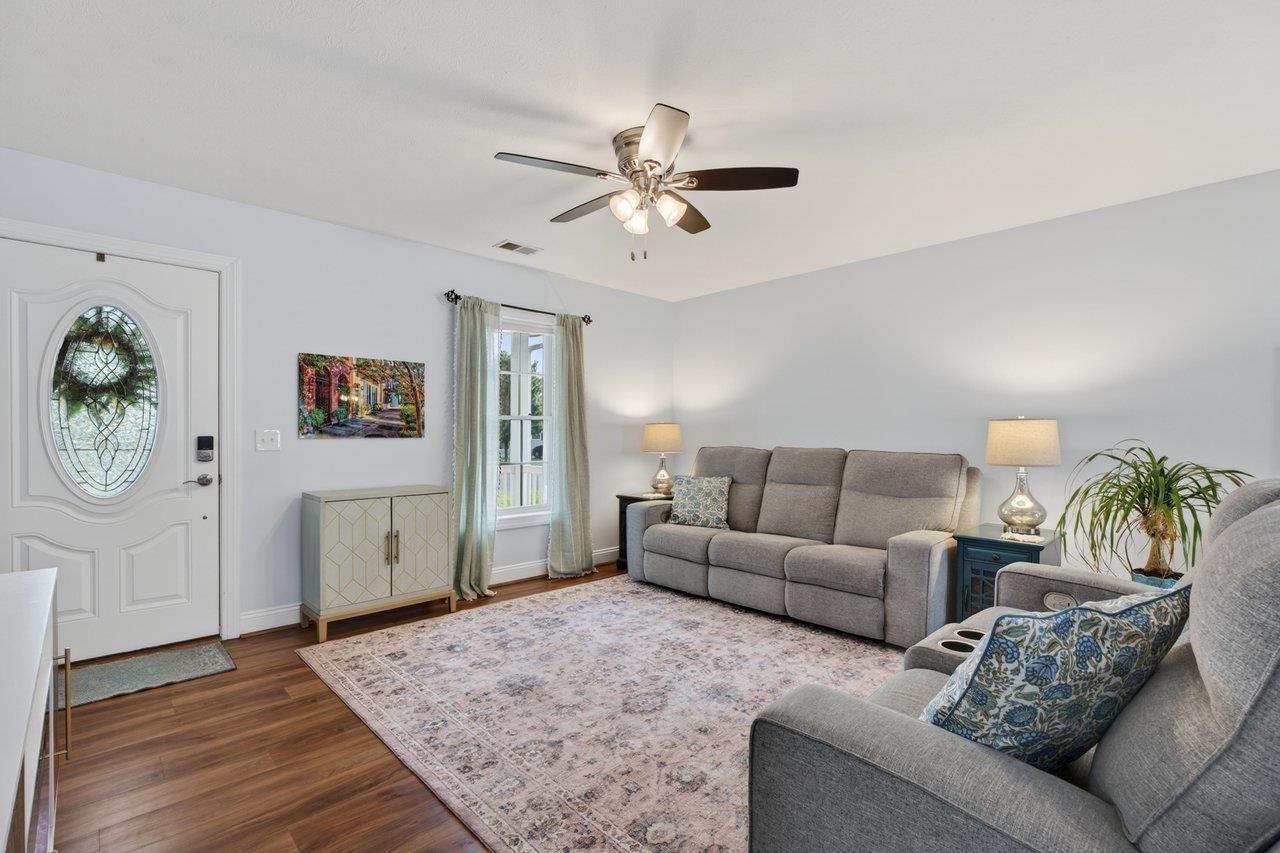 264 DYLAN CIR, BRIDGEWATER, Virginia 22812, 4 Bedrooms Bedrooms, ,2 BathroomsBathrooms,Residential,264 DYLAN CIR,678745 MLS # 678745