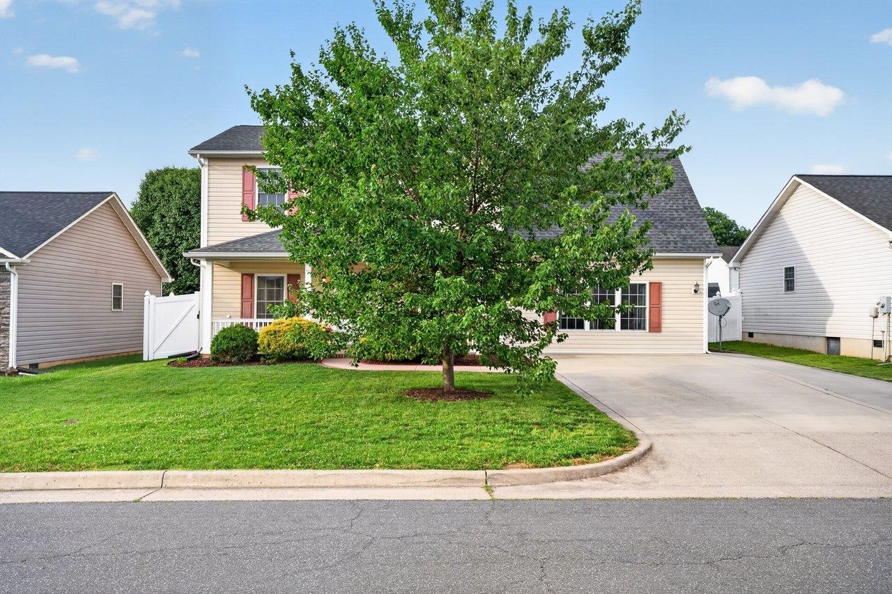 264 DYLAN CIR, BRIDGEWATER, Virginia 22812, 4 Bedrooms Bedrooms, ,2 BathroomsBathrooms,Residential,264 DYLAN CIR,678745 MLS # 678745