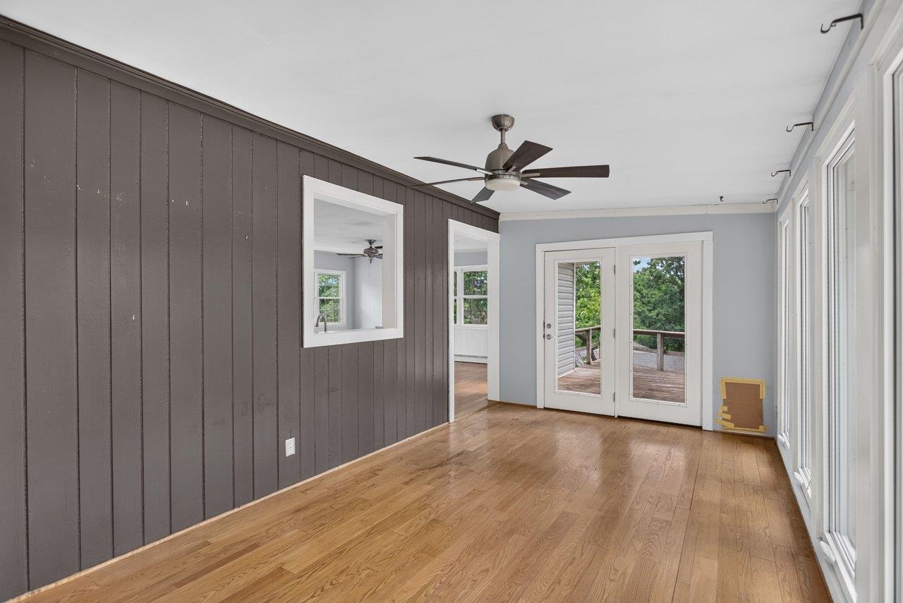 450 MOUNTAIN VIEW DR, STAUNTON, Virginia 24401, 2 Bedrooms Bedrooms, ,1 BathroomBathrooms,Residential,450 MOUNTAIN VIEW DR,678780 MLS # 678780