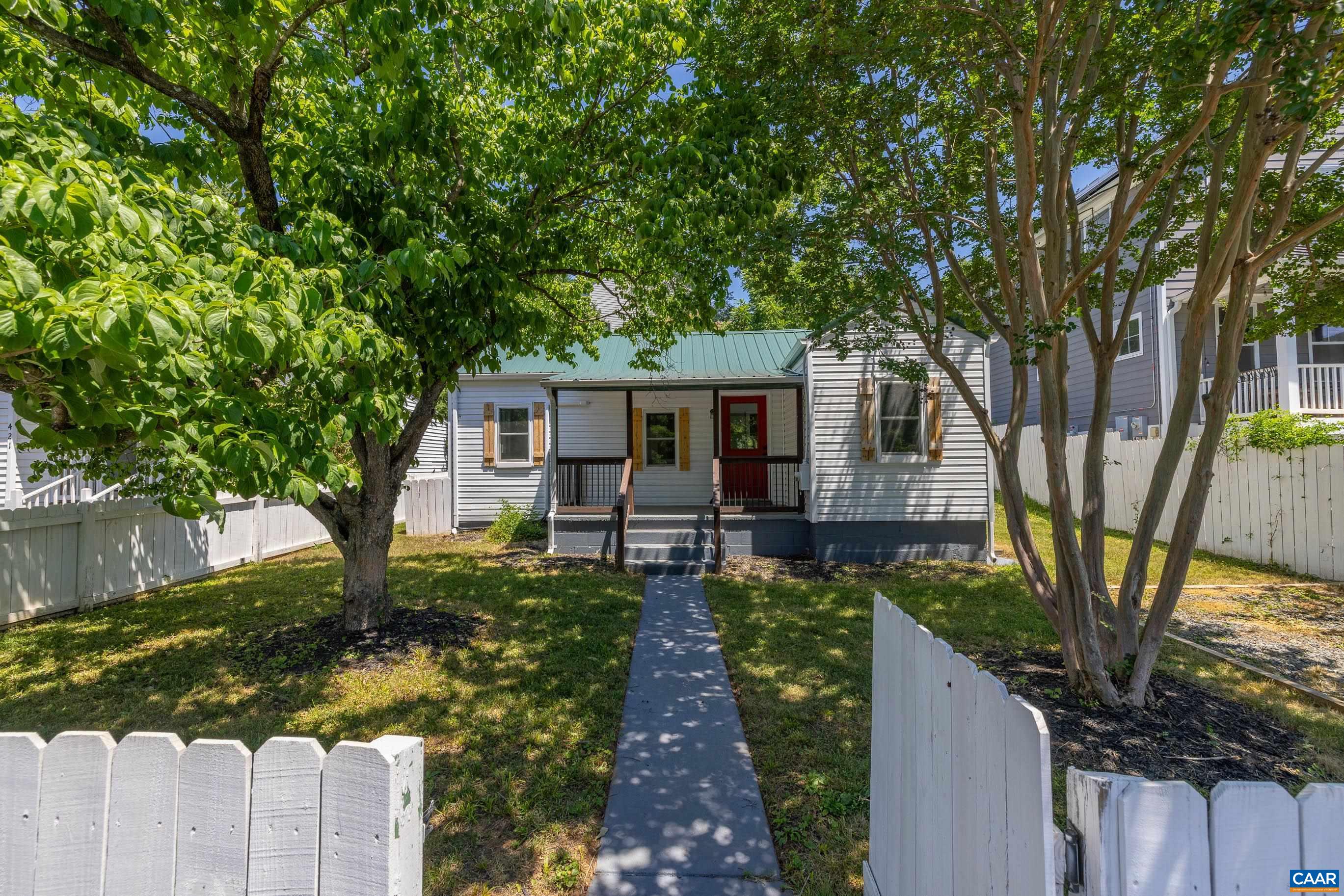 419 QUARRY RD, CHARLOTTESVILLE, Virginia 22902, 3 Bedrooms Bedrooms, ,1 BathroomBathrooms,Residential,419 QUARRY RD,678884 MLS # 678884