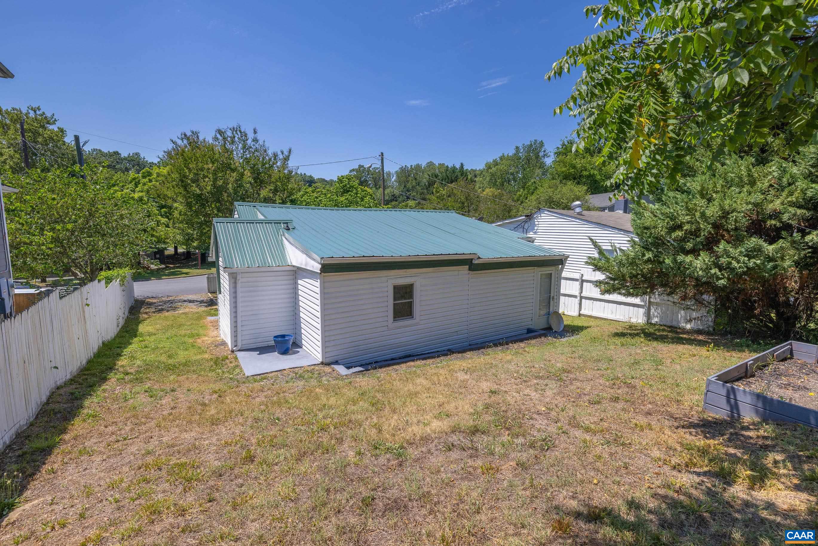419 QUARRY RD, CHARLOTTESVILLE, Virginia 22902, 3 Bedrooms Bedrooms, ,1 BathroomBathrooms,Residential,419 QUARRY RD,678884 MLS # 678884