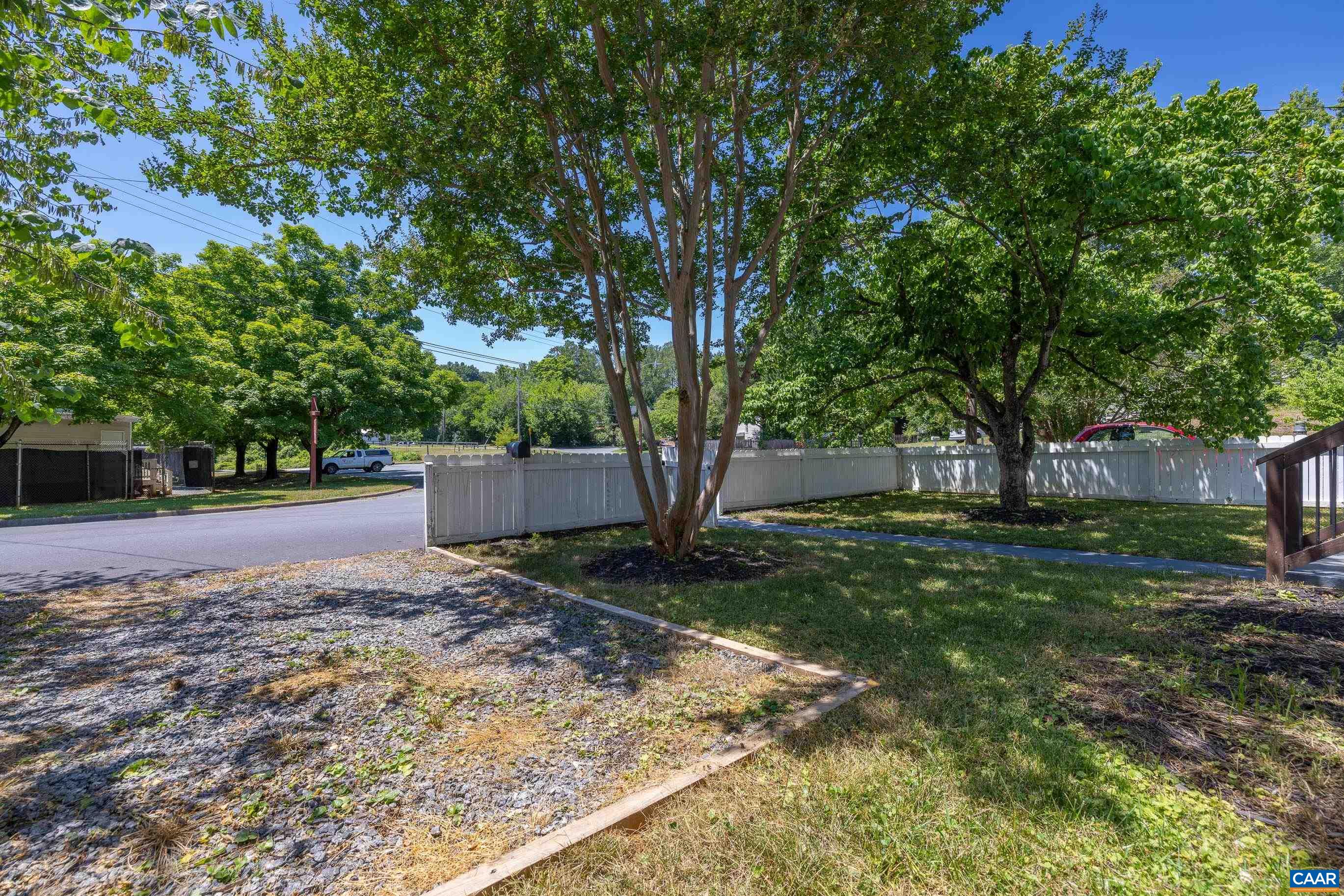 419 QUARRY RD, CHARLOTTESVILLE, Virginia 22902, 3 Bedrooms Bedrooms, ,1 BathroomBathrooms,Residential,419 QUARRY RD,678884 MLS # 678884