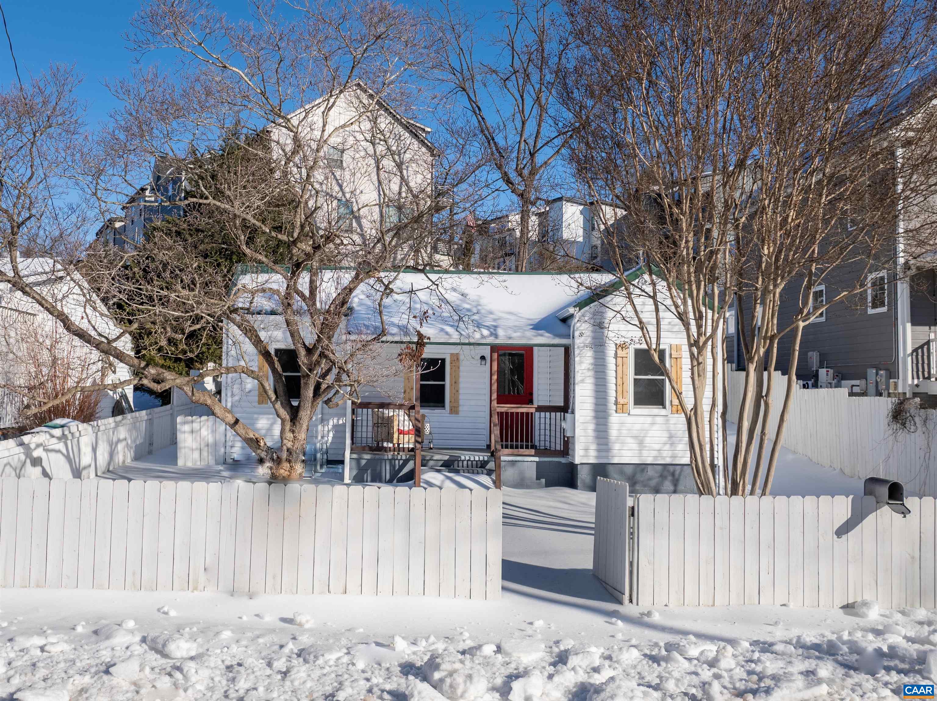 419 QUARRY RD, CHARLOTTESVILLE, Virginia 22902, 3 Bedrooms Bedrooms, ,1 BathroomBathrooms,Residential,419 QUARRY RD,678884 MLS # 678884