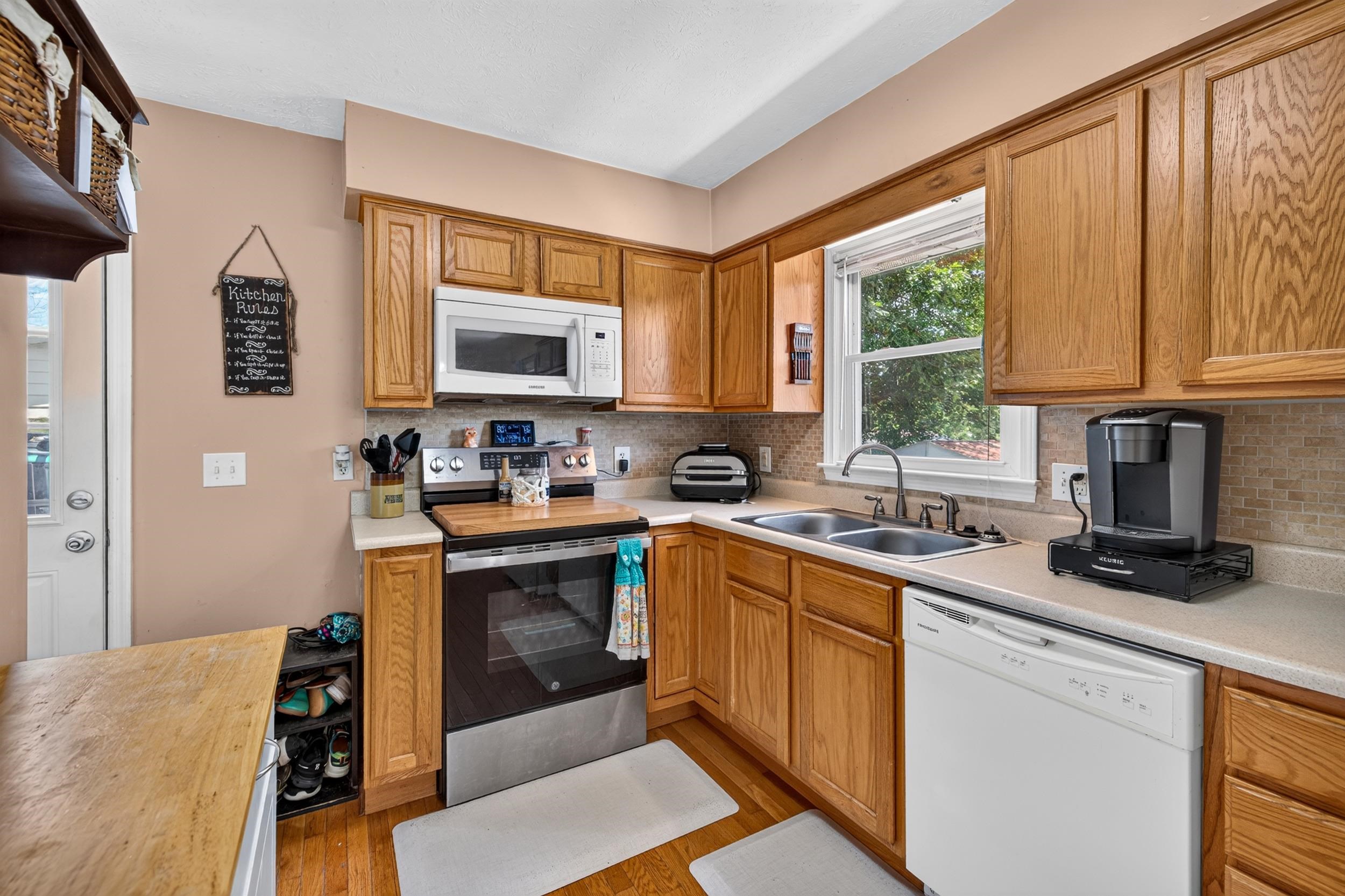 349 WALKER WAY, TIMBERVILLE, Virginia 22853, 3 Bedrooms Bedrooms, ,1 BathroomBathrooms,Residential,349 WALKER WAY,678888 MLS # 678888